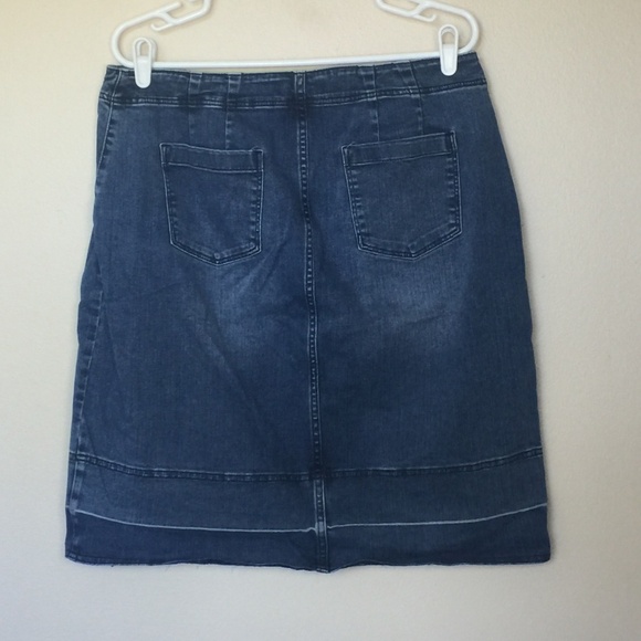 TALBOTS Woman Petites Denim Skirt Distressed 12WP - Picture 2 of 9